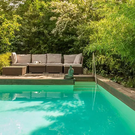 Luxurious In With Swimming Pool Villa Perchtoldsdorf